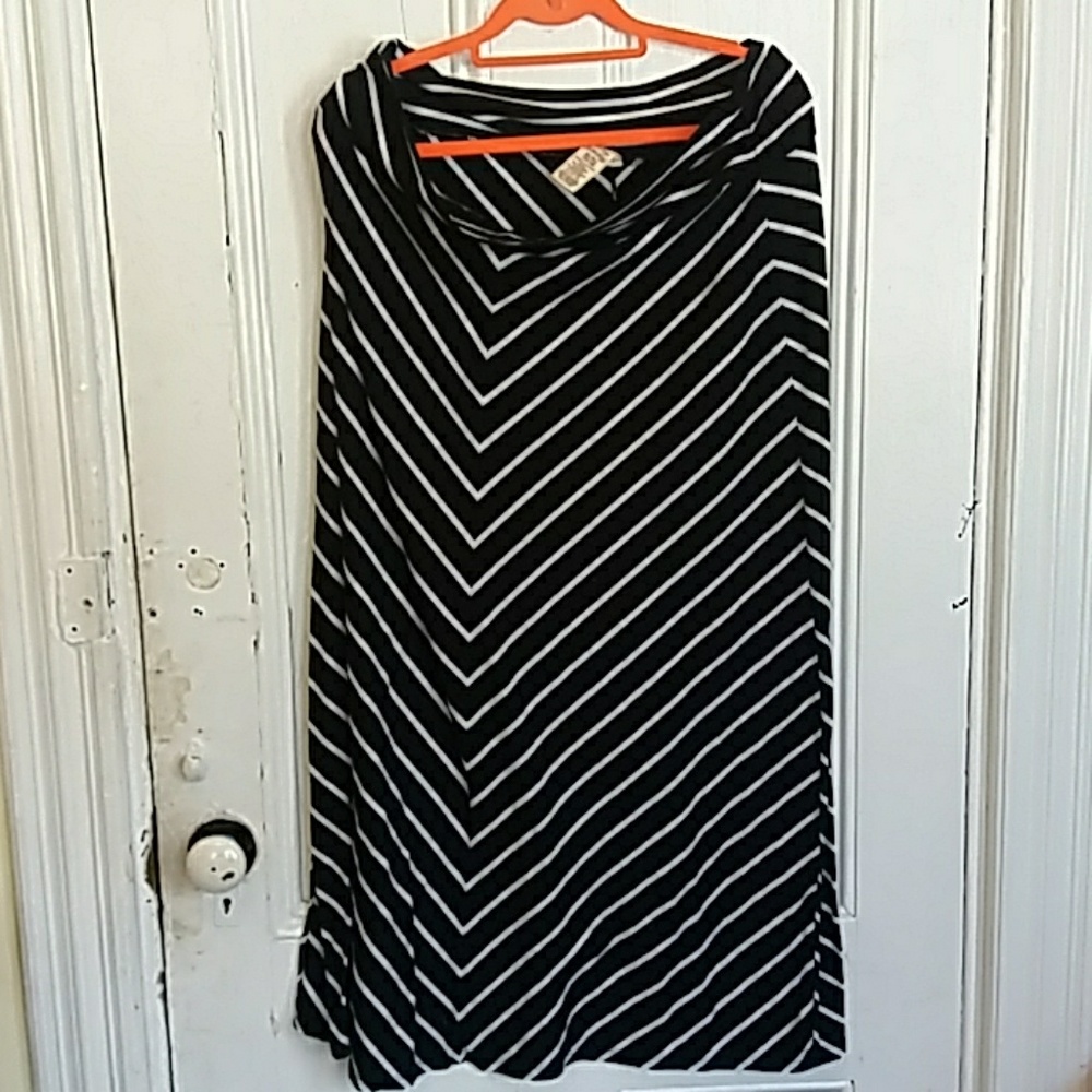 **LAST CHANCE** Faded Glory Striped Maxi Skirt